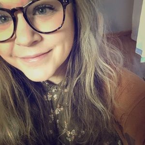 Meet your Posher, Kelsey